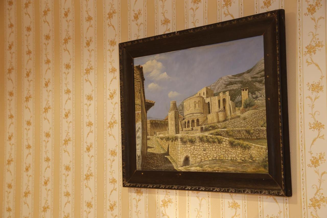 Hotel Castle Konti